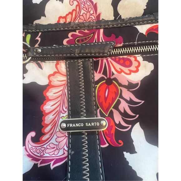 Franco Sarto Women's Multicolor Floral Print Crossbody Bag Size 10" x 10" - Picture 6 of 12